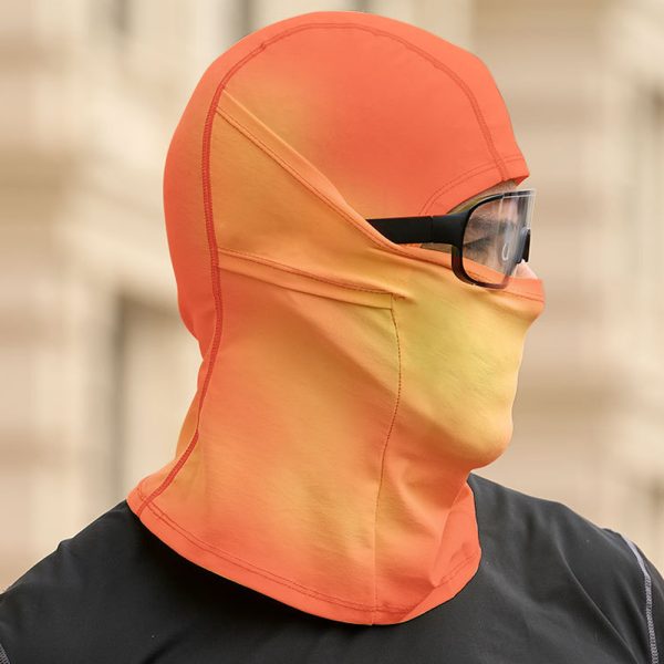 temperature sensitive color changing ski mask