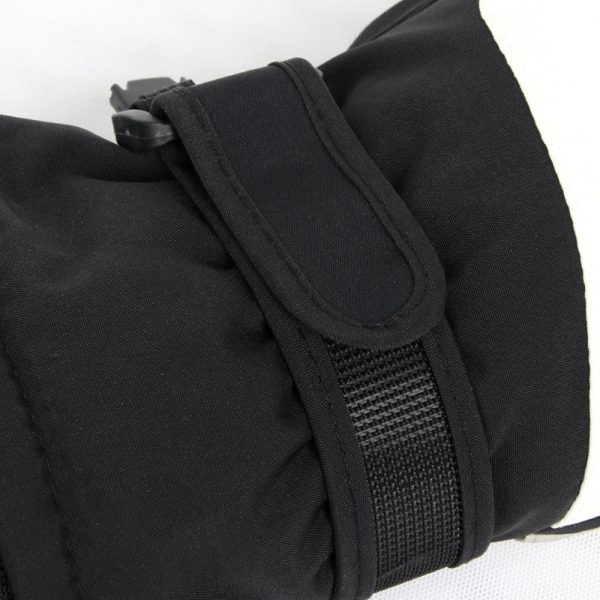 cold resistant, warm and windproof skiing gloves