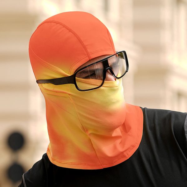 temperature sensitive color changing ski mask